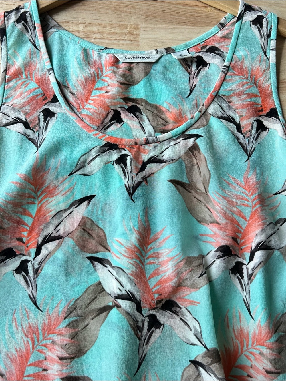Aqua Tropical Floral-Print Sleeveless Top, 100% Silk, size Small